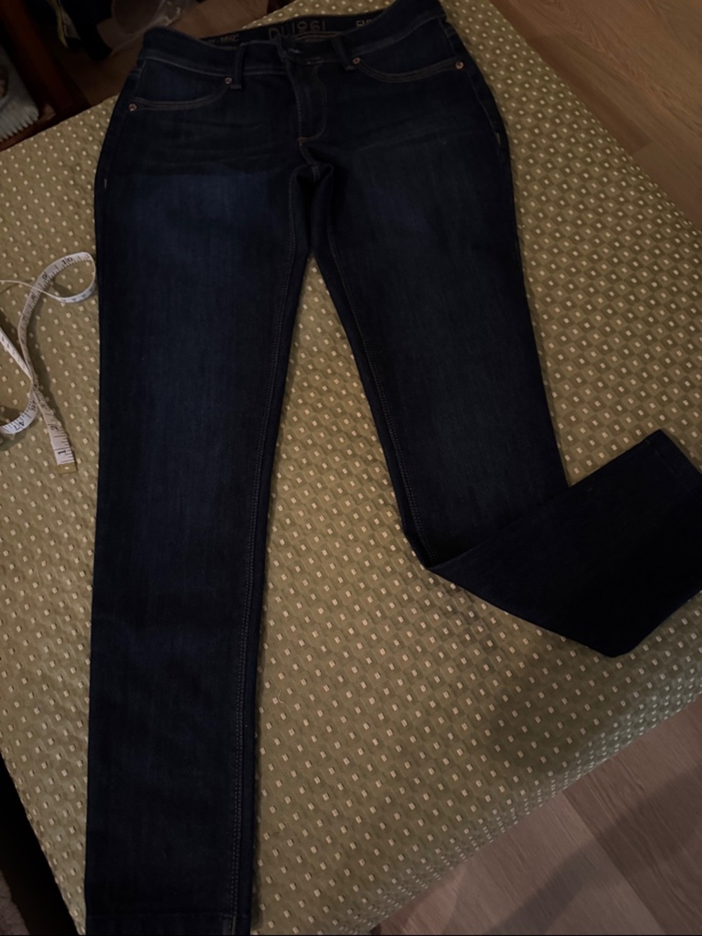 DL1961 like new jeans.